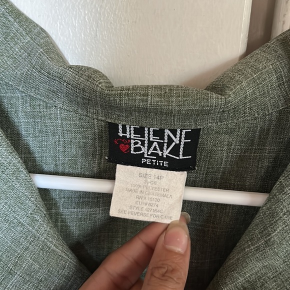 A SET! Green Vintage button up TOP AND BOTTOMS FOR SALE - Picture 4 of 8